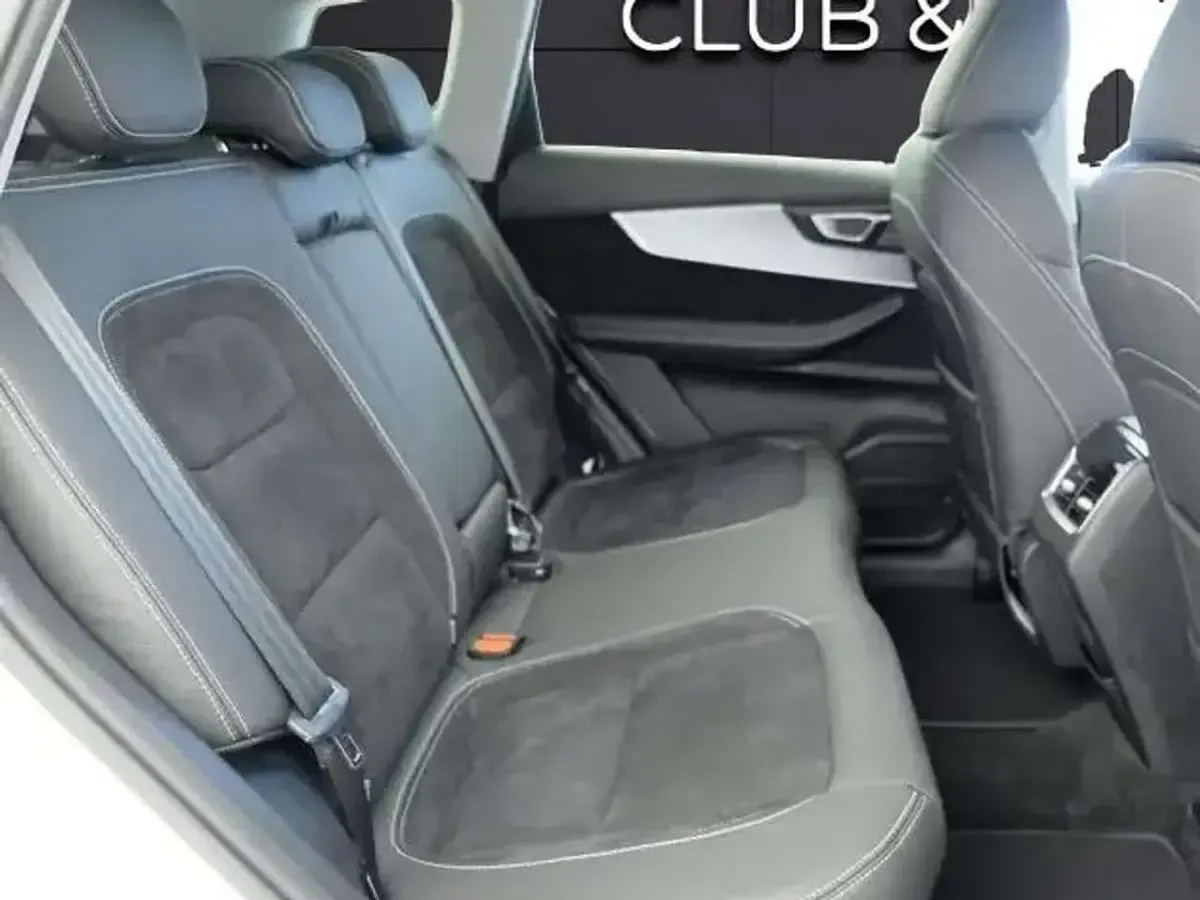 Usata Sportequipe S6 317 CV (233 kW) 2024 Blu/azzurro SUV