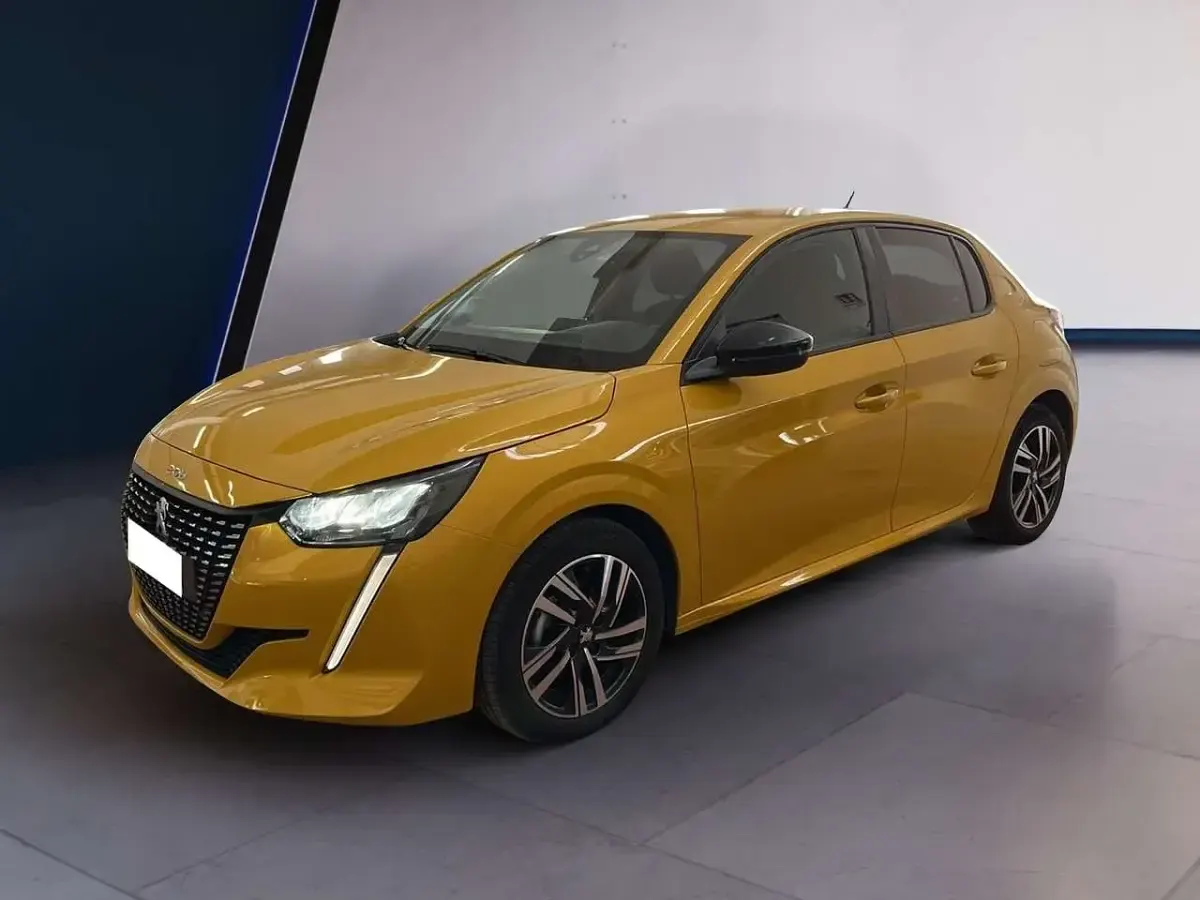 Usata Peugeot 208 Active 75 CV (55 kW) 2023 Giallo Utilitaria