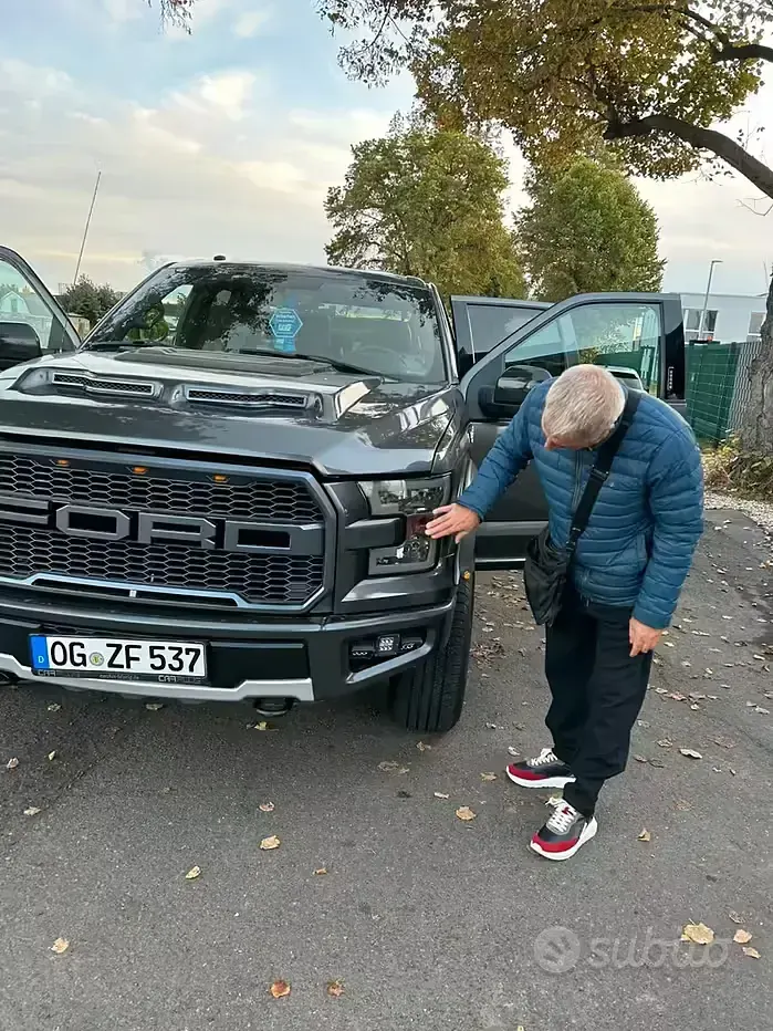 Begagnad Ford F-150 Raptor 2018 Svart Pickup