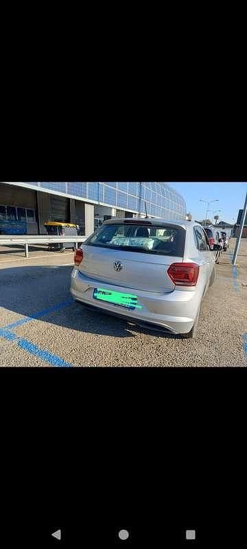 Argento Usata 2018 VW Polo Comfortline Tre volumi | 11.000 € (Super prezzo) - Immagine 1/4