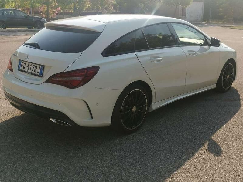 Usata Mercedes CLA200 Shooting Brake Premium 136 CV (100 kW) 2017 Station wagon