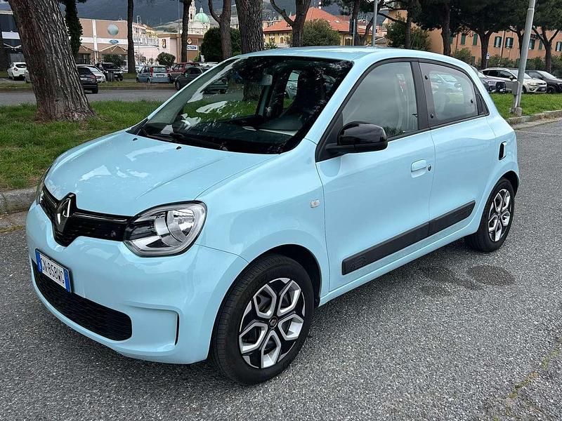 Usata Renault Twingo SE 65 CV (47 kW) 2024 Blu/azzurro Utilitaria
