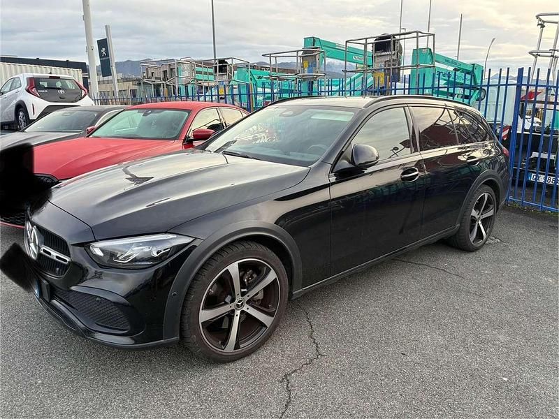 Nero Usata 2023 Mercedes C220 Premium Station wagon | 44.500 € (Molto cara) - Immagine 1/4