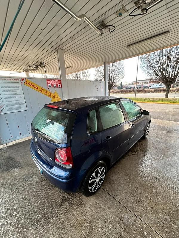 Occasion VW Polo Comfortline 75 ch (55 kW) 2006 Bleue Citadine
