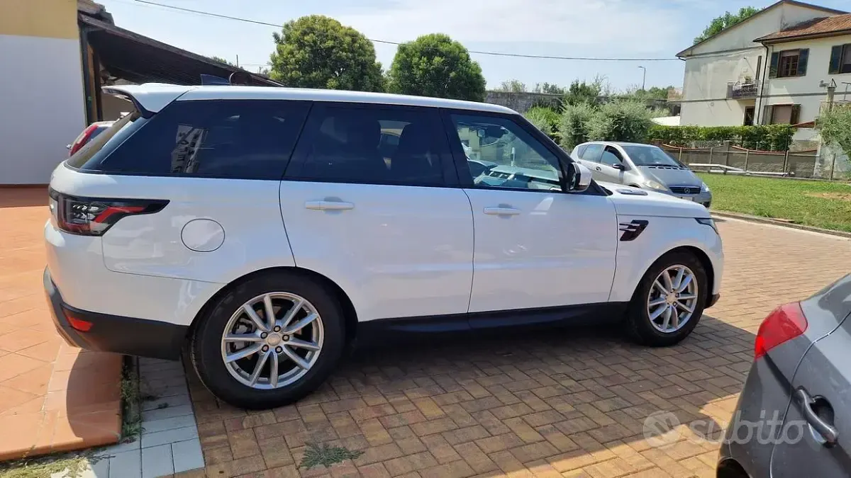 Usata Land Rover Range Rover Sport SE 249 CV (183 kW) 2020 Bianco SUV