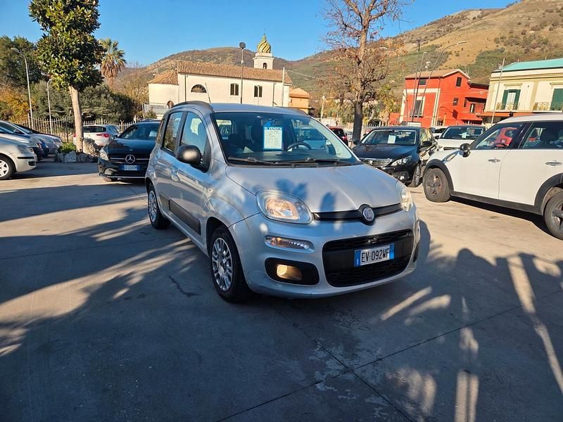 Grigio Usata 2014 Fiat Panda Easy Tre volumi | 5500 € (Buon prezzo) - Immagine 1/4