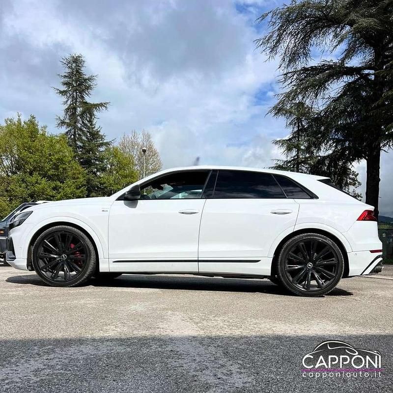 Usata Audi Q8 Competition 286 CV (210 kW) 2023 Bianco SUV