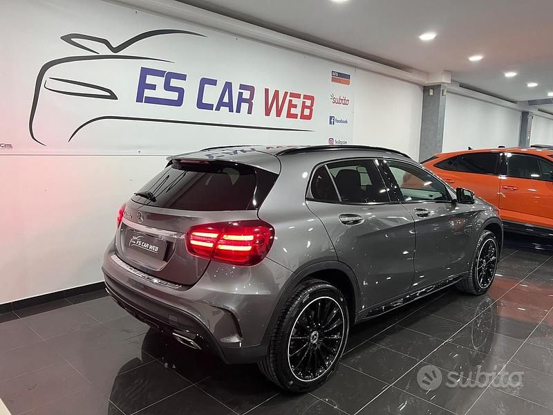 Usata Mercedes GLA200 Premium 136 CV (100 kW) 2019 Grigio SUV