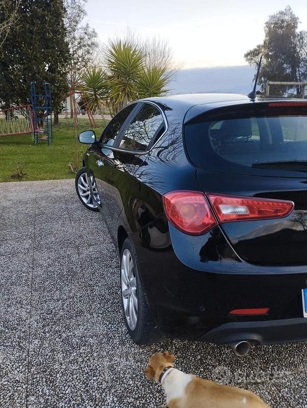Usata Alfa Romeo Giulietta Distinctive 2015 Nero Utilitaria
