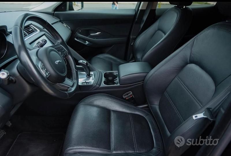Usata Jaguar E-Pace 150 CV (110 kW) 2020 Nero SUV