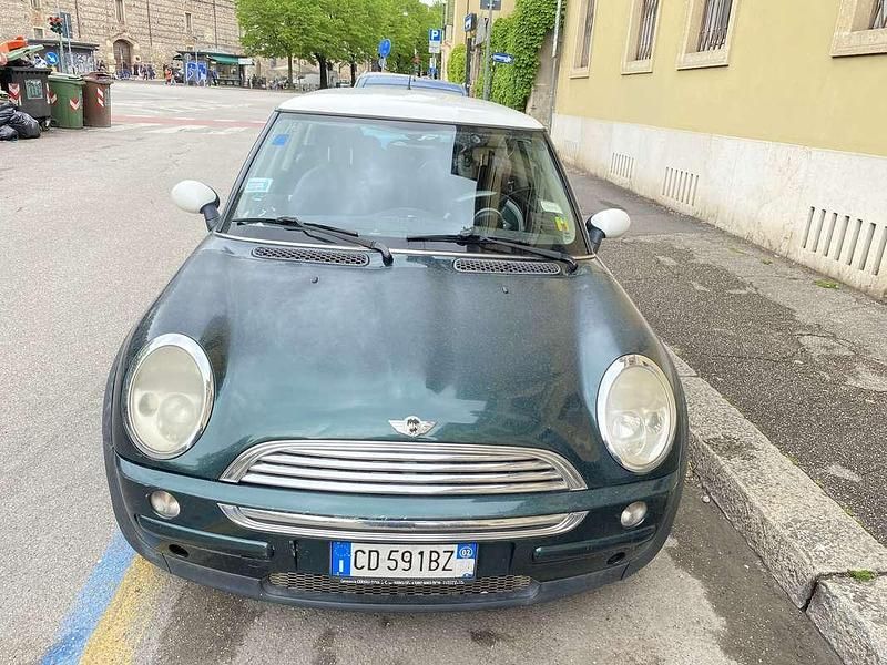 Usata Mini Cooper 116 CV (85 kW) 2001 Utilitaria