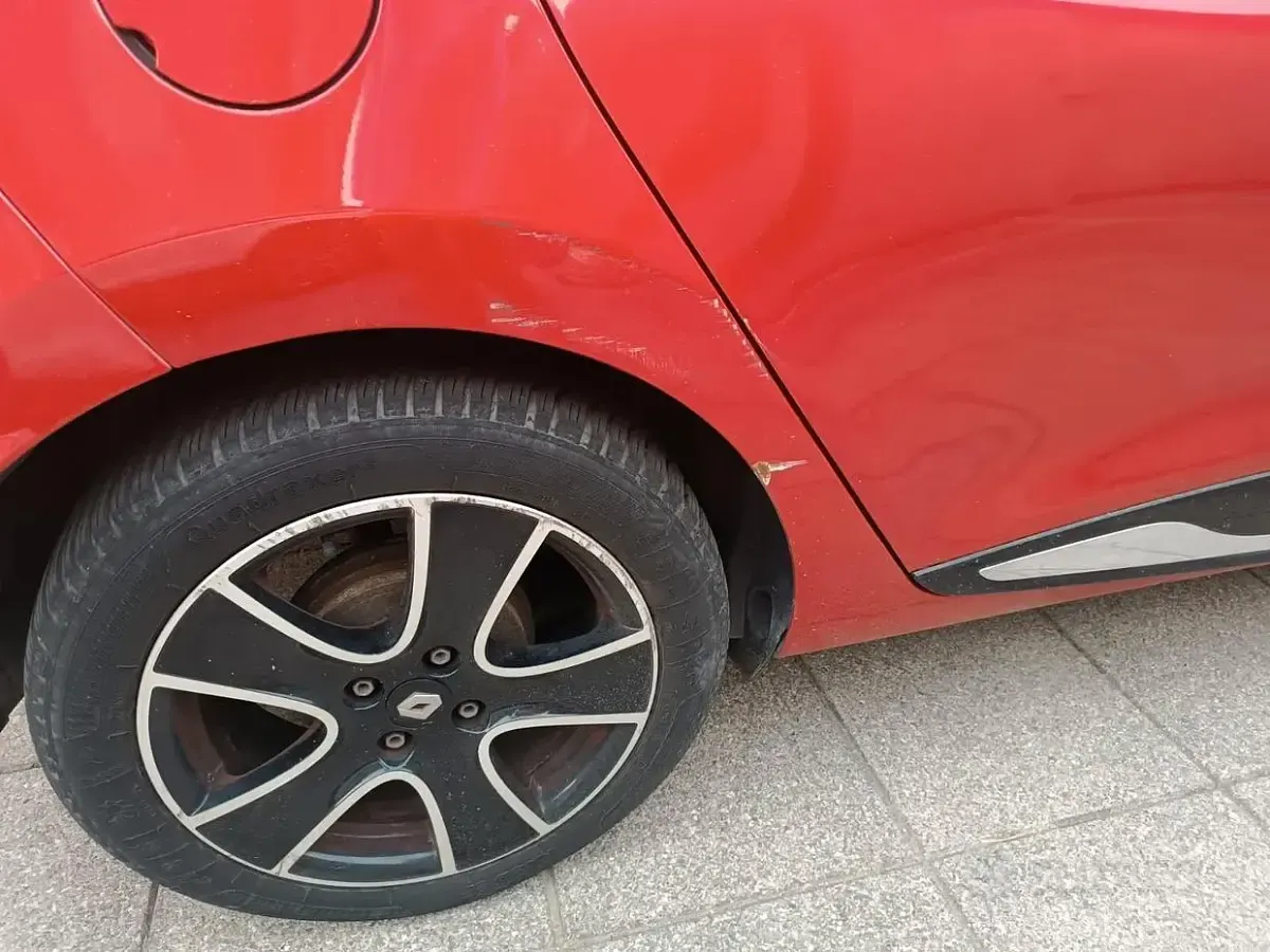 Usata Renault Clio IV 90 CV (66 kW) 2013 Rosso Berlina