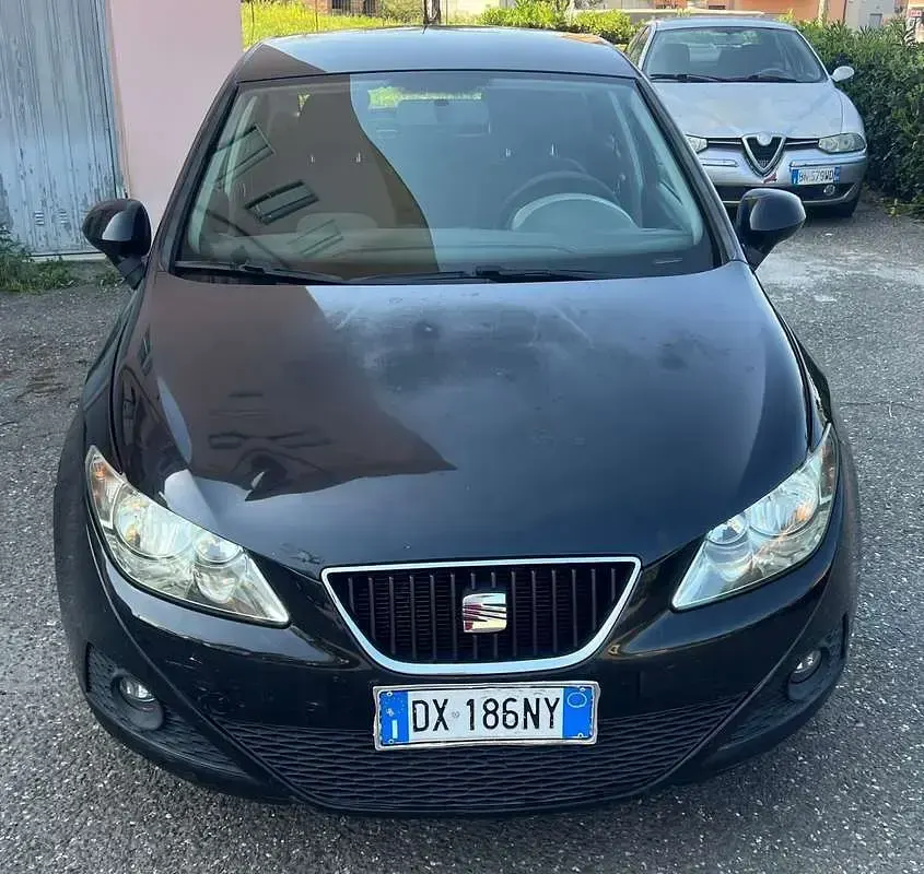Usata Seat Ibiza Style 90 CV (66 kW) 2009 Nero Berlina