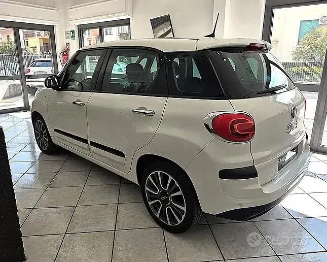 Usata Fiat 500L Business 95 CV (69 kW) 2020 Bianco Monovolume