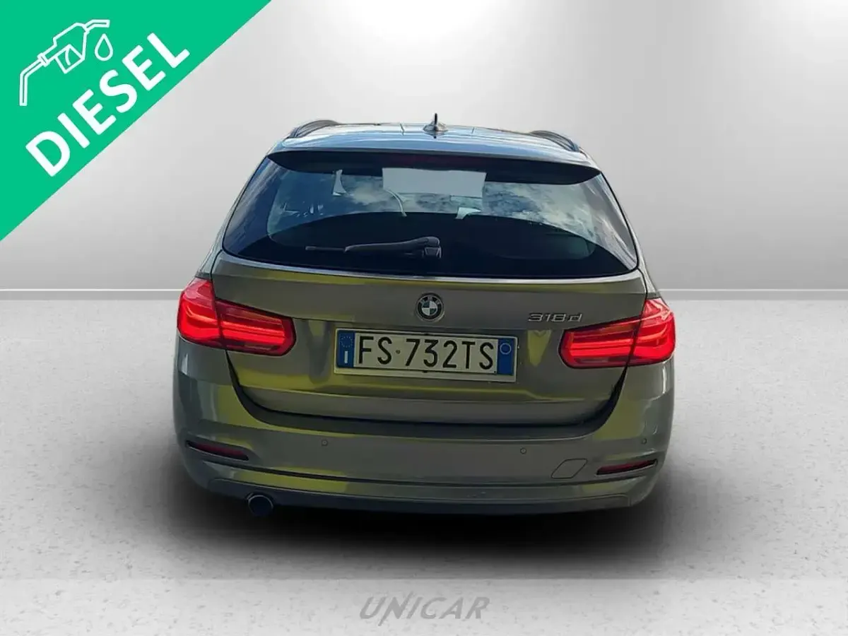 Usata BMW 318 Advantage 150 CV (110 kW) 2018 Grigio Station wagon