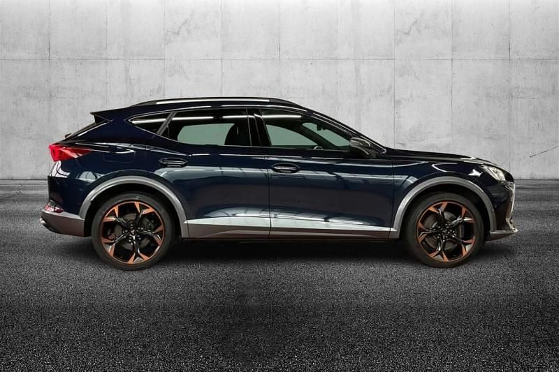 Usata Cupra Formentor VZ 245 CV (180 kW) 2022 Blu metallizzato SUV