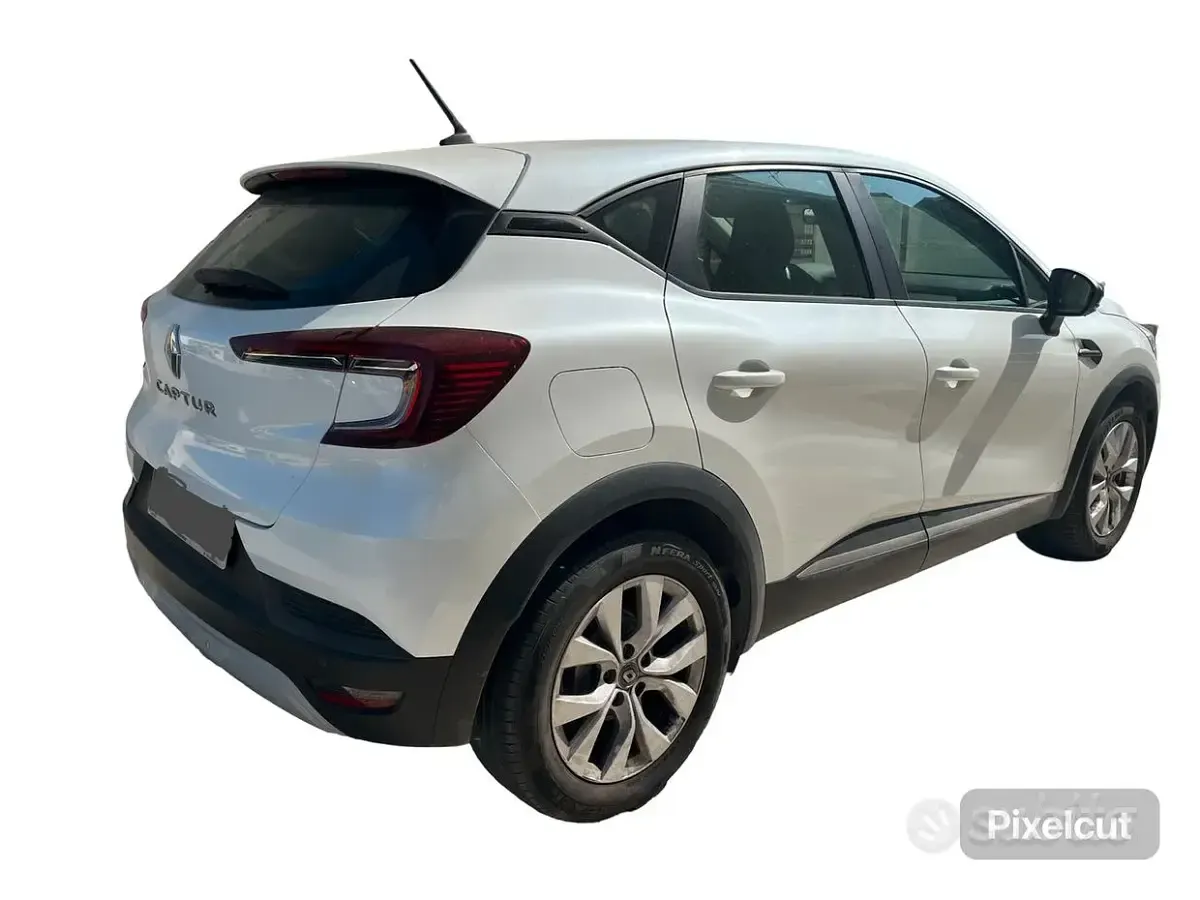 Usata Renault Captur 101 CV (74 kW) 2021 Bianco SUV