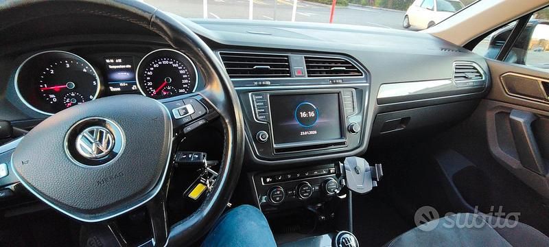 Usata VW Tiguan 150 CV (110 kW) 2017 Nero SUV
