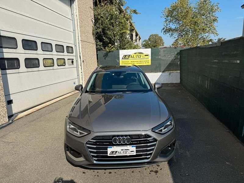 Usata Audi A4 Advanced 163 CV (119 kW) 2022 Grigio Station wagon