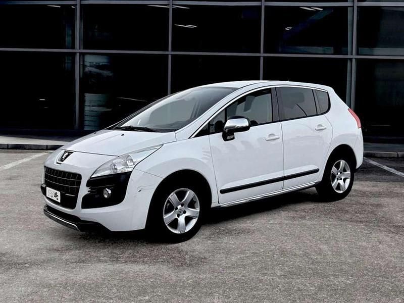 Bianco Usata 2012 Peugeot 3008 Active Monovolume | 6950 € (Buon prezzo) - Immagine 1/4