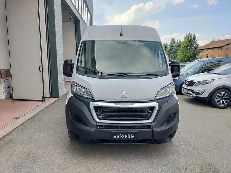 Occasion Peugeot Boxer S 140 ch (102 kW) 2024 Blanc Van