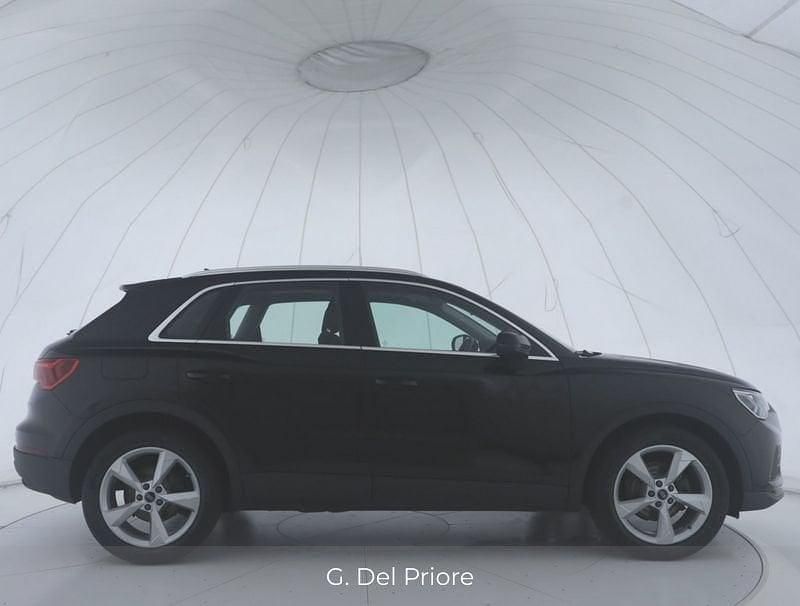Usata Audi Q3 Business 150 CV (110 kW) 2024 Nero SUV
