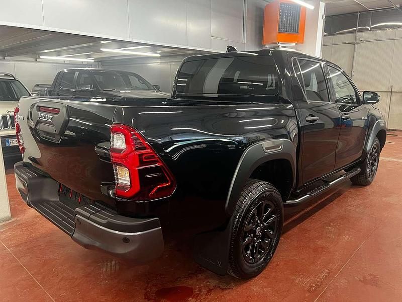 Ny Toyota HiLux 204 HK (150 kW) 2026 Svart Pickup