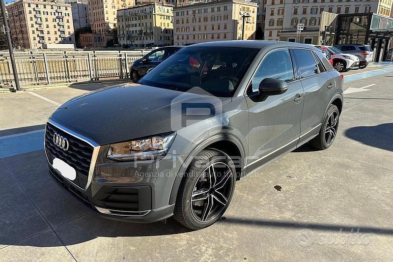 Usata Audi Q2 Business 116 CV (85 kW) 2018 Grigio SUV