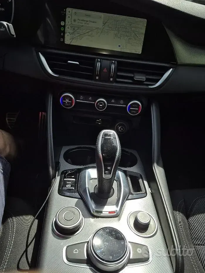 Usata Alfa Romeo Giulia 160 CV (117 kW) 2025 Grigio Berlina