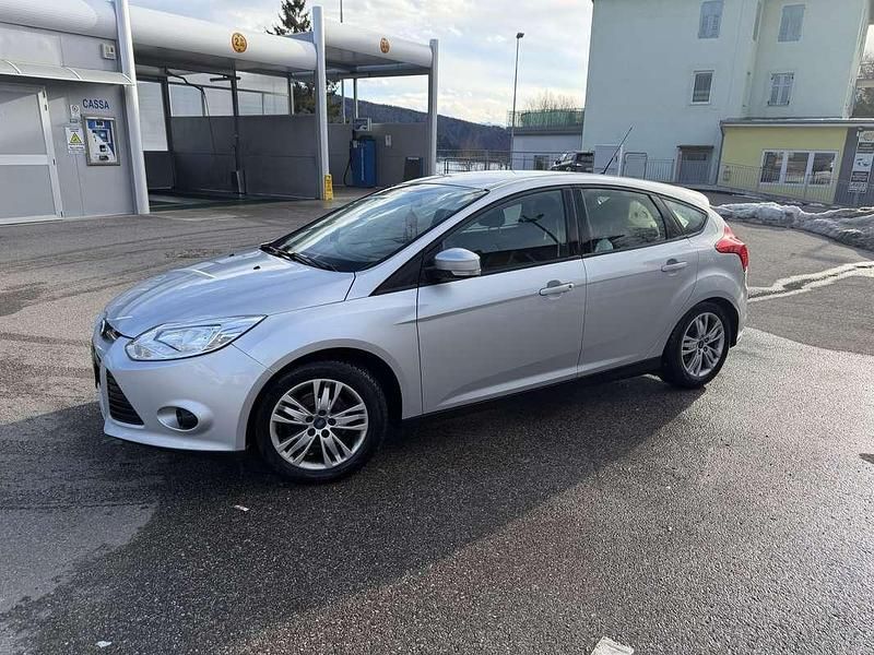 Usata Ford Focus 136 CV (100 kW) 2012 Berlina