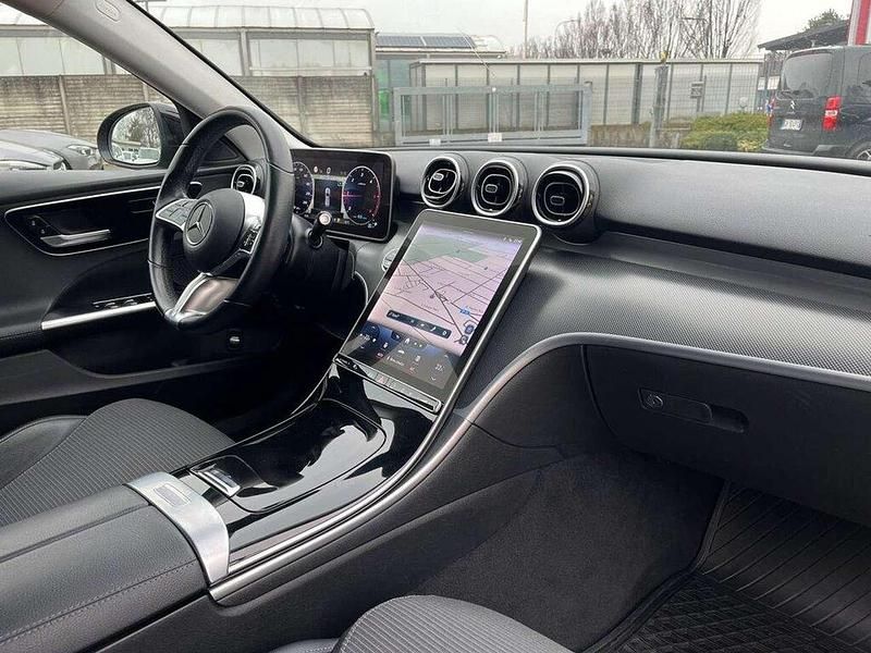 Usata Mercedes C220 Premium 200 CV (147 kW) 2022 Grigio scuro Station wagon