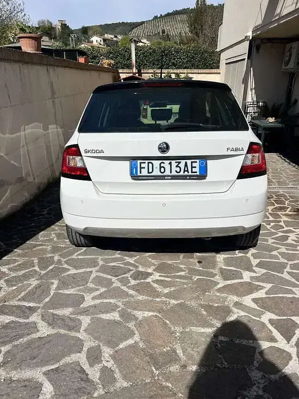 Usata Skoda Fabia Ambition 75 CV (55 kW) 2016 Berlina