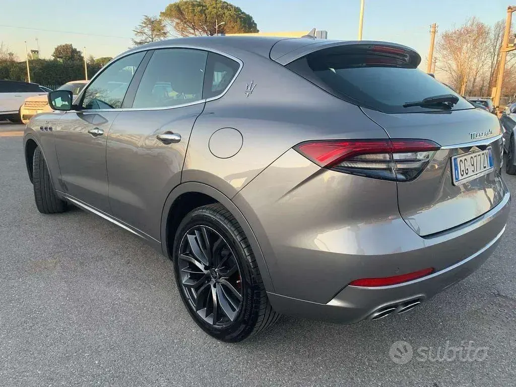 Usata Maserati Levante GT 330 CV (242 kW) 2021 Nero SUV