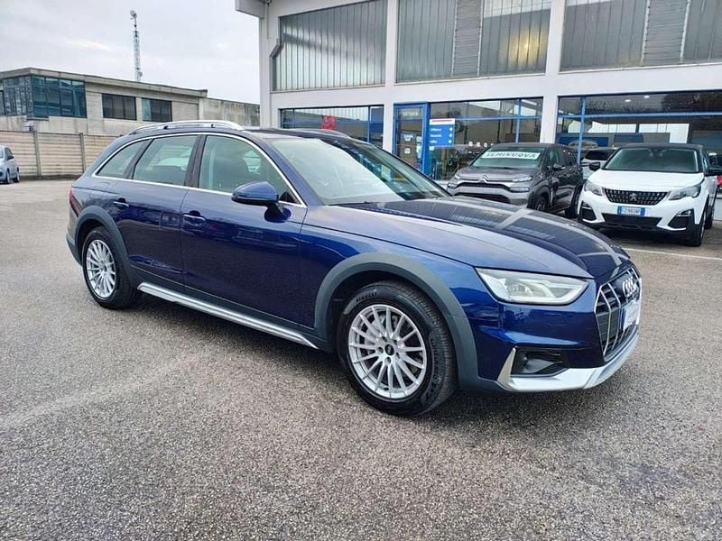 Usata Audi A4 Allroad Business 204 CV (150 kW) 2021 Blu Station wagon