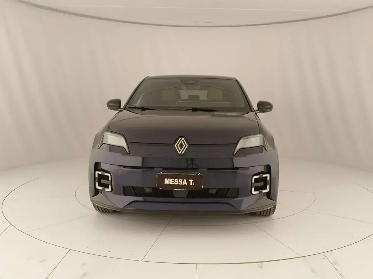 Usata Renault 5 E-Tech Iconic 77 kW (106 CV) 2024 Blu/azzurro Berlina