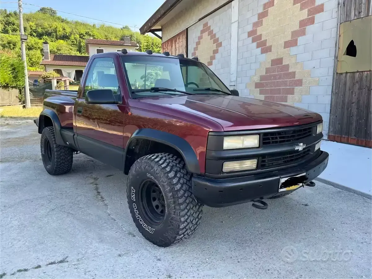 Usata Chevrolet Silverado 1995 Rosso SUV