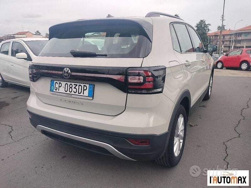 Usata VW T-Cross Style 110 CV (80 kW) 2023 Beige SUV