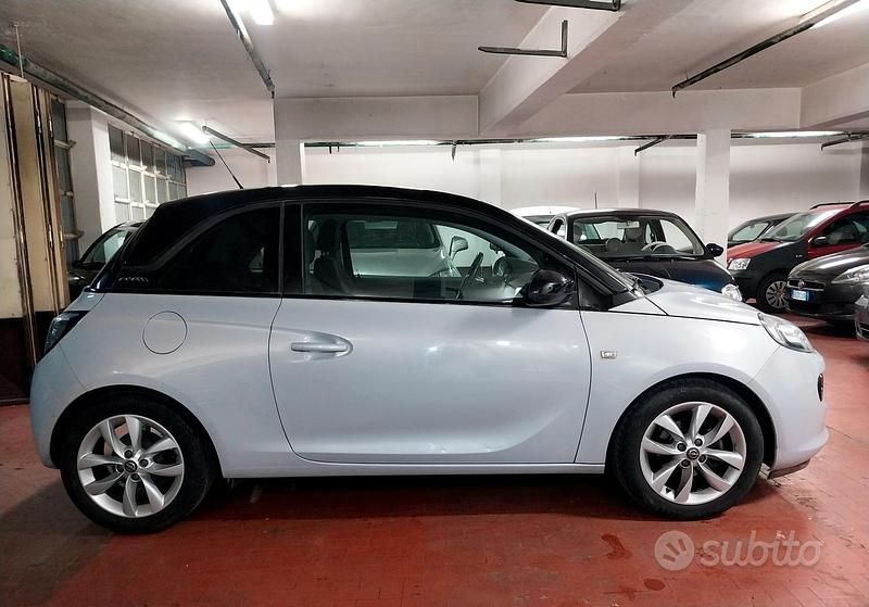 Usata Opel Adam Jam 70 CV (51 kW) 2015 Blu Utilitaria