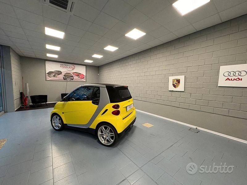 Usata Smart ForTwo Cabrio Brabus 84 CV (61 kW) 2009 Giallo Cabrio