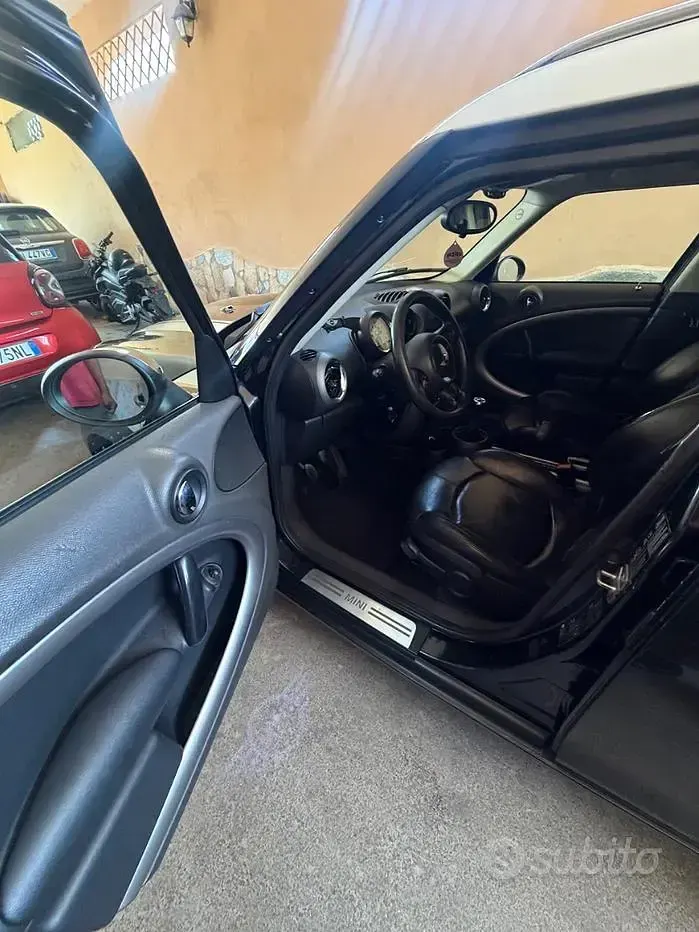 Usata Mini Countryman 111 CV (81 kW) 2011 Nero SUV
