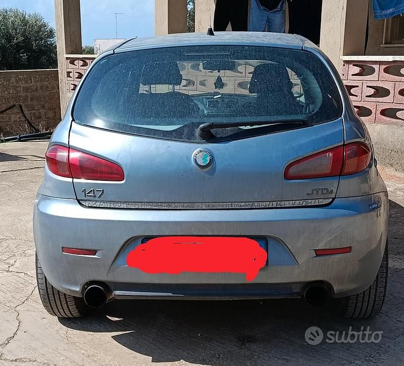 Usata Alfa Romeo 147 115 CV (84 kW) 2006 Grigio Utilitaria