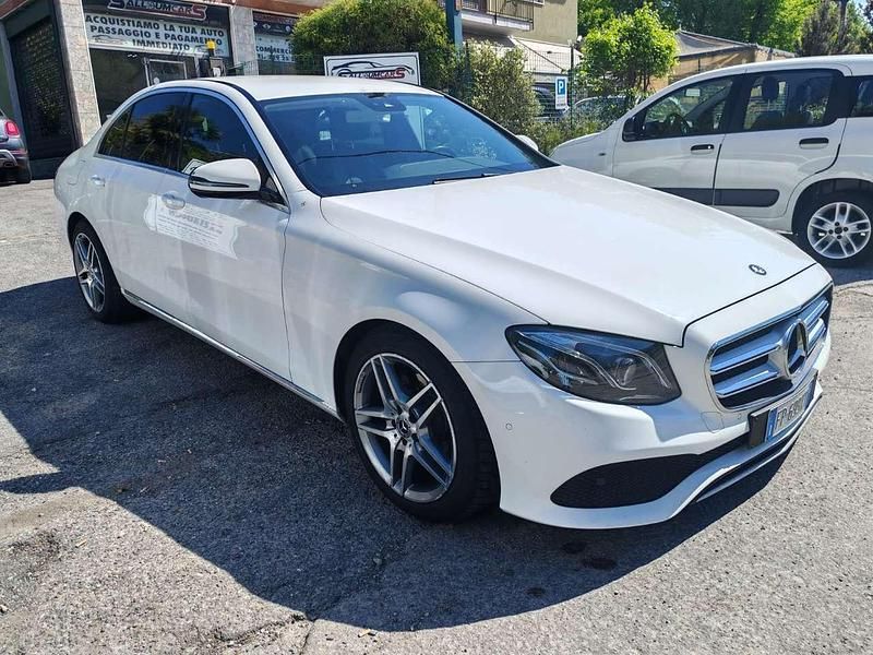 Gebraucht Mercedes E200 Executive 150 PS (110 kW) 2017 Weiß Limousine