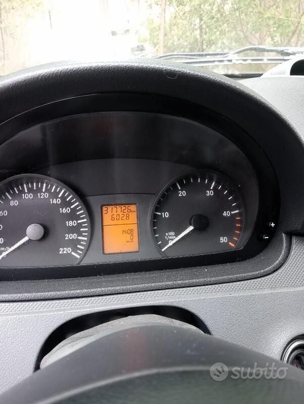 Usata Mercedes Vito 2010 Grigio Furgone