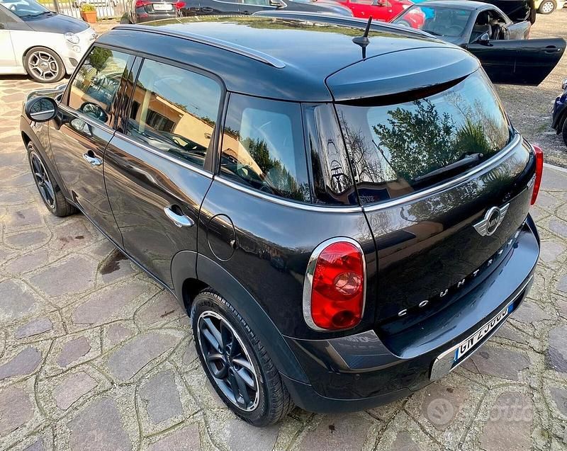 Usata Mini Cooper Countryman 122 CV (89 kW) 2016 Grigio SUV