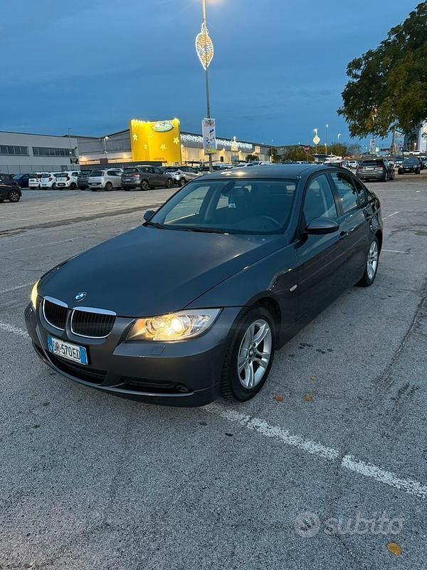 Usata BMW 320 Comfort Edition 177 CV (130 kW) 2008 Berlina