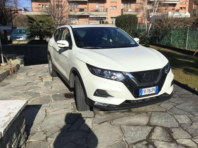 Usata Nissan Qashqai 131 CV (96 kW) 2018 Bianco SUV