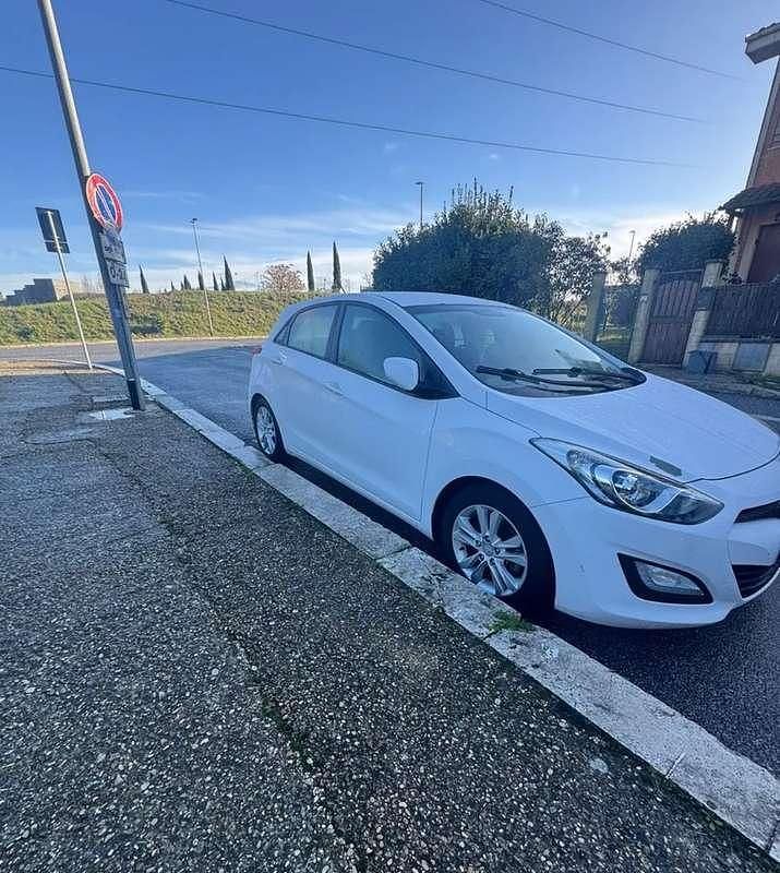 Usata Hyundai i30 Dynamiq 116 CV (85 kW) 2012 Berlina
