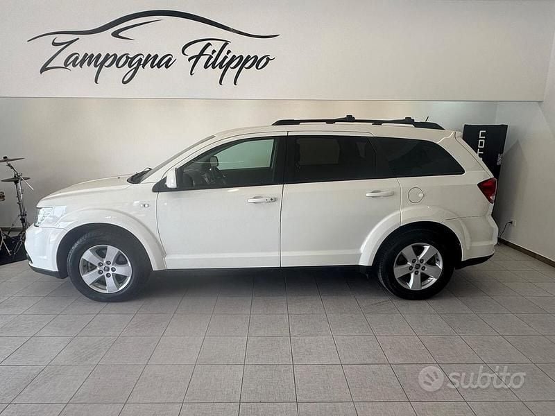 Bianco Usata 2013 Fiat Freemont SUV | 6999 € (Buon prezzo) - Immagine 1/4