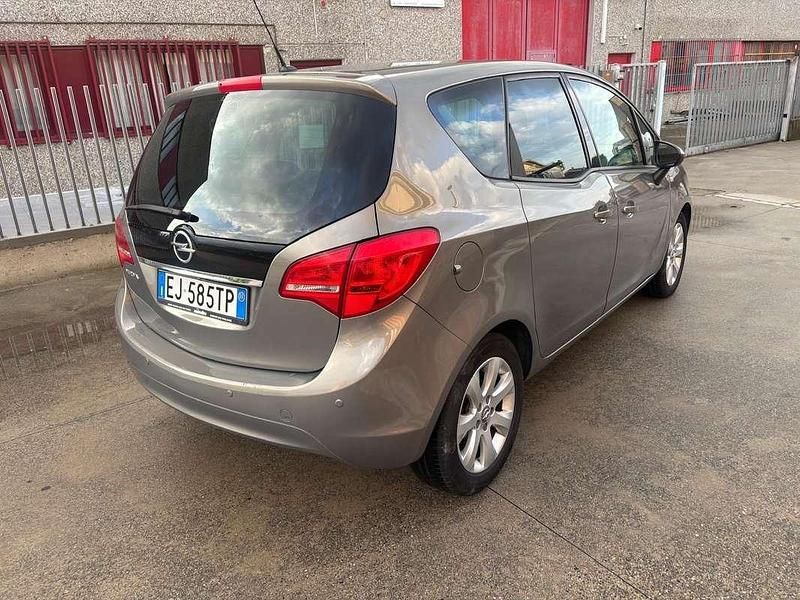 Usata Opel Meriva Cosmo 101 CV (74 kW) 2011 Monovolume