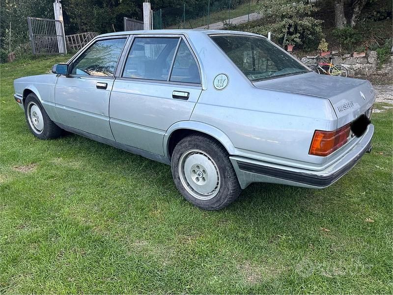 Usata Maserati Biturbo 203 CV (149 kW) 1985 Grigio Berlina